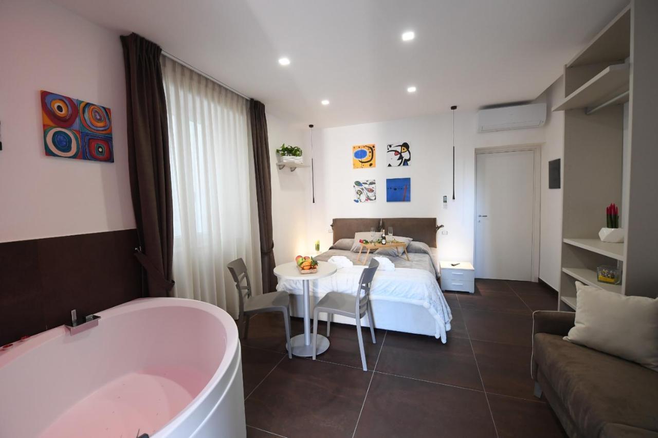 B&B In Centro Storico Salerno Exteriör bild