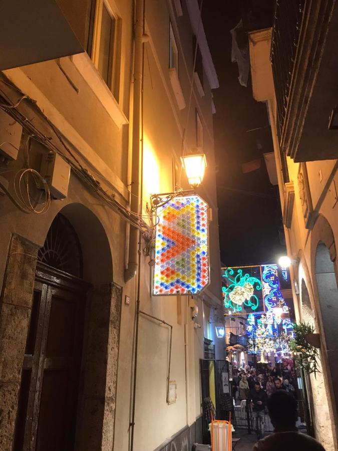 B&B In Centro Storico Salerno Exteriör bild
